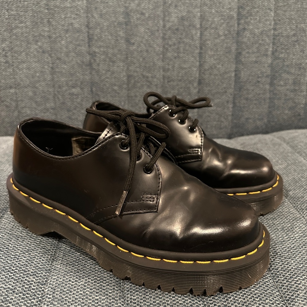 Dr. Martens Bex Leather Oxford Shoes